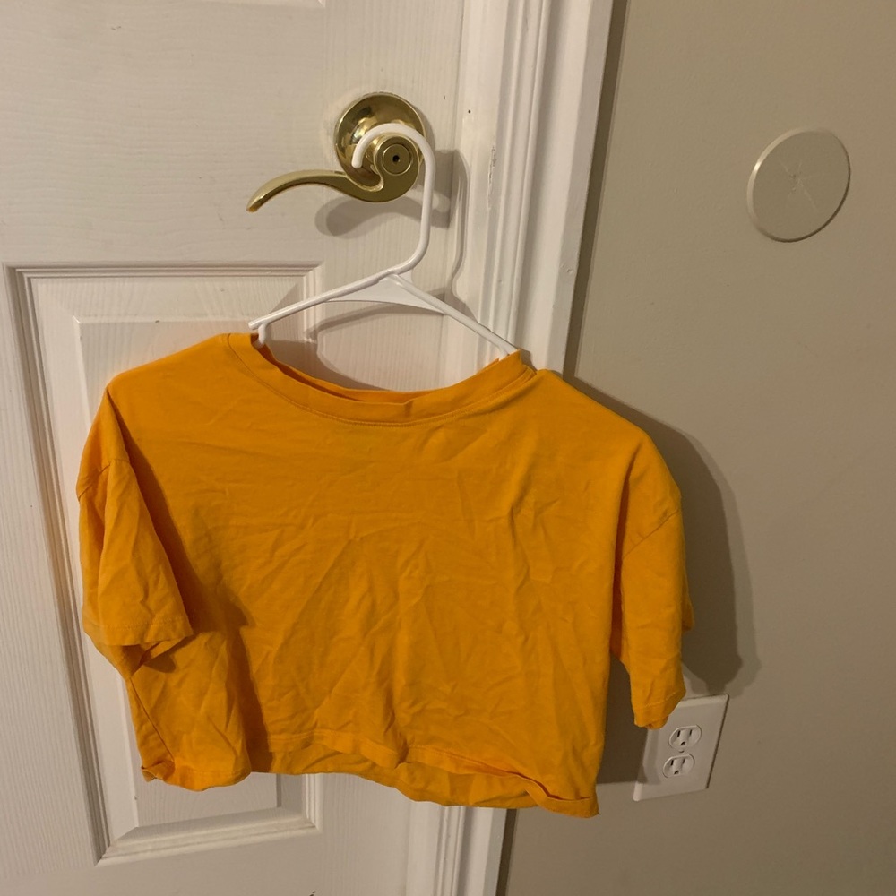 yellow forever 21 crop top size S